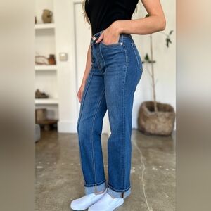 Judy Blue Campbell High Rise Center Seam Detail Straight Jeans main image 1
